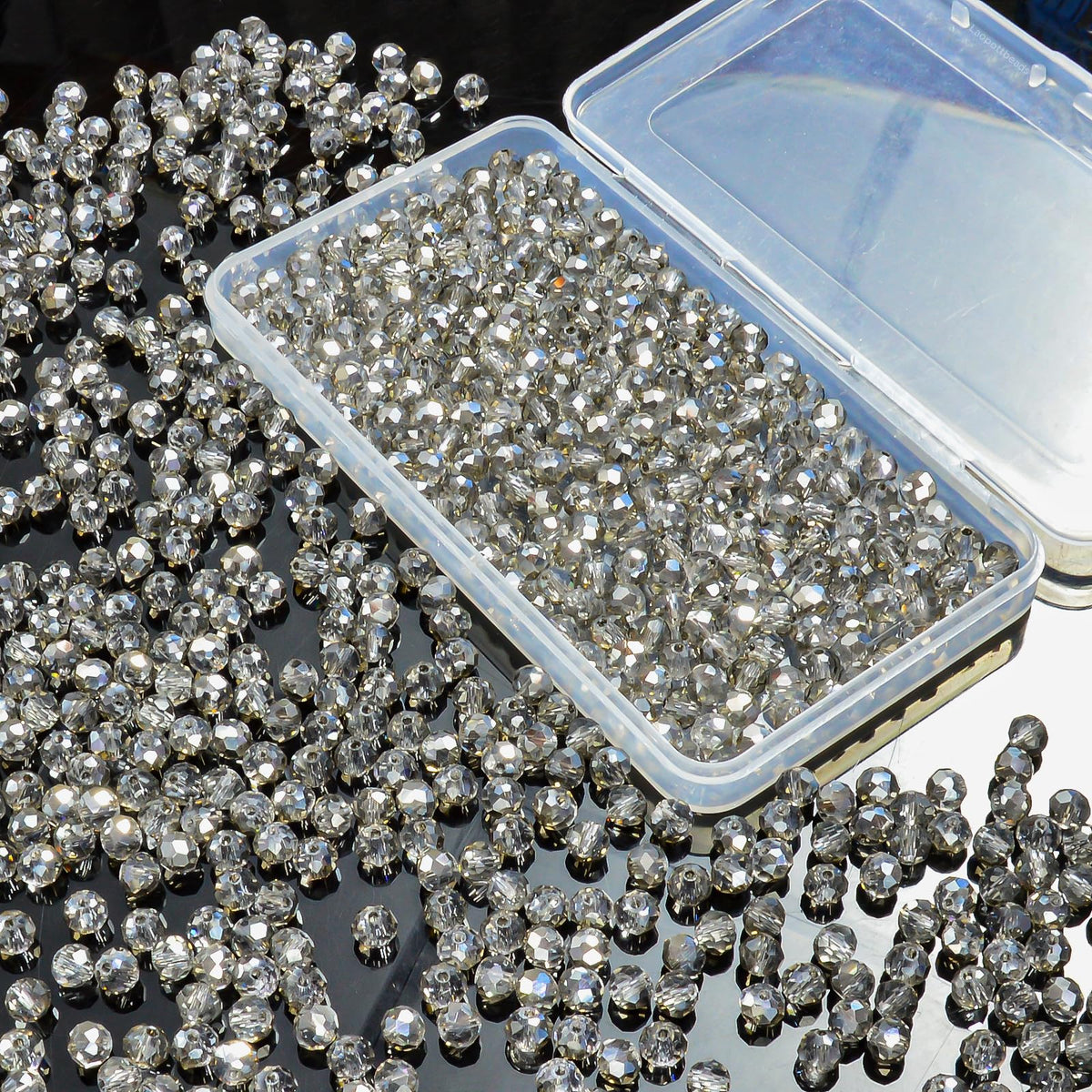 800Pcs 4/6/8/10mm Crystal Glass Beads for Jewelry Making Beads for Bracelets Necklace Pendants Making Supplies(Silver Champagne)