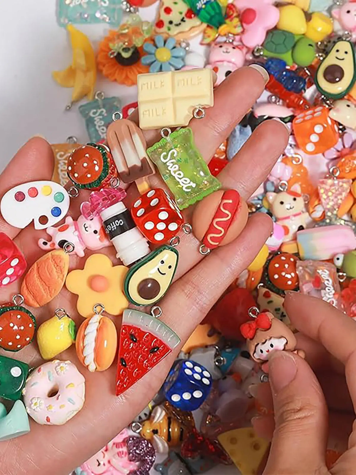 40 Resin Jewelry Accessories, DIY Jewelry Making, for DIY Bracelets and Keychains, Various Styles Craft Supplies, Perfect for Handmade Crafts and Gifts